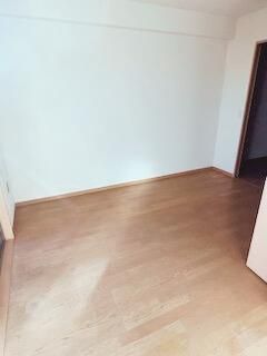 �y���ԁE���r���O�z�@