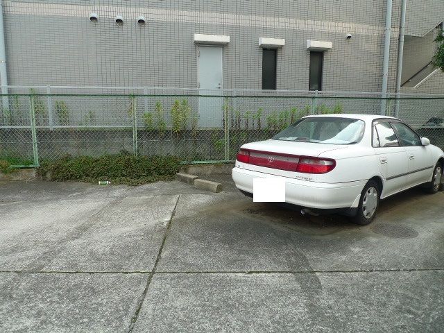 yԏz@