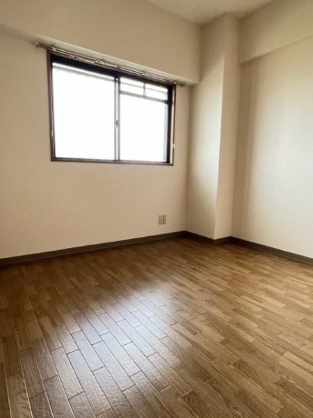 �y�Q���z�@