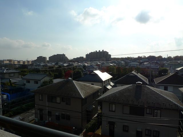 �y���]�z�@