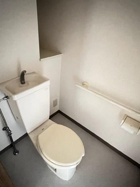 �y�g�C���z�@