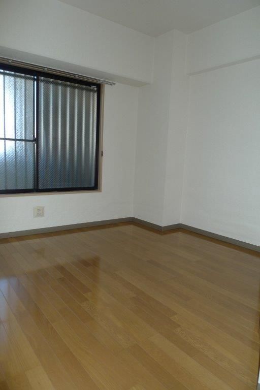 �y�Q���z�@