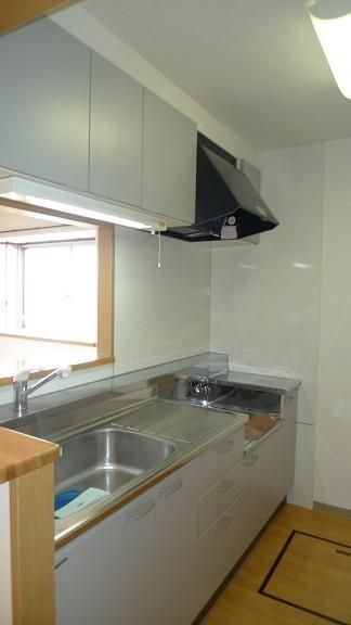 �y�L�b�`���z�@