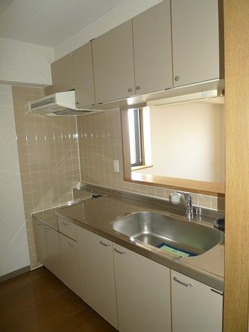 �y�L�b�`���z�@