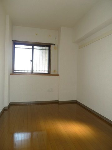 �y�Q���z�@