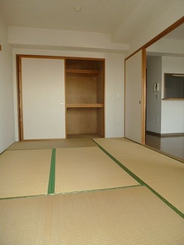 �y���[�z�@