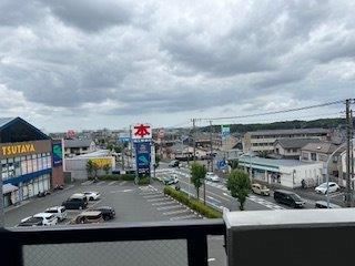 �y���]�z�@