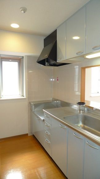 �y�L�b�`���z�@