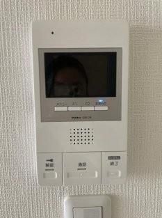 �y�Z�L�����e�B�z�@