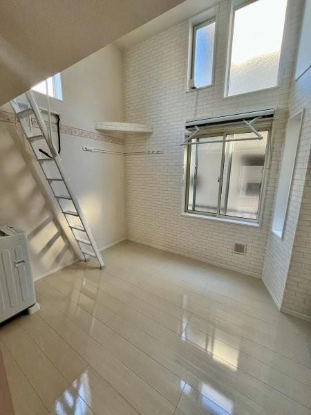 �y���ԁE���r���O�z�@