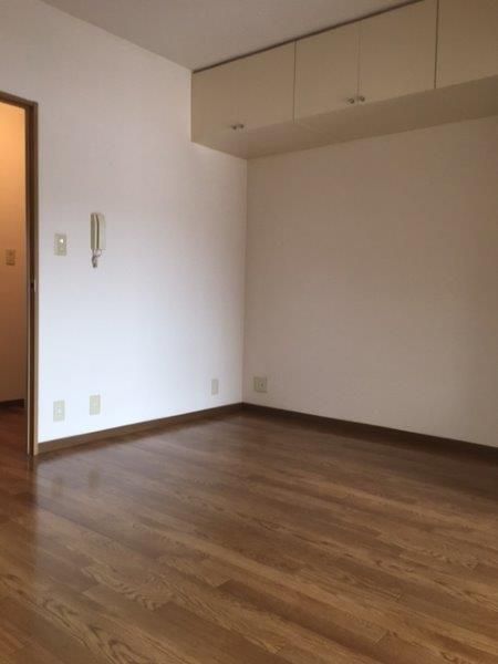 �y�Q���z�@