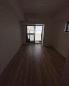 �y���ԁE���r���O�z�@