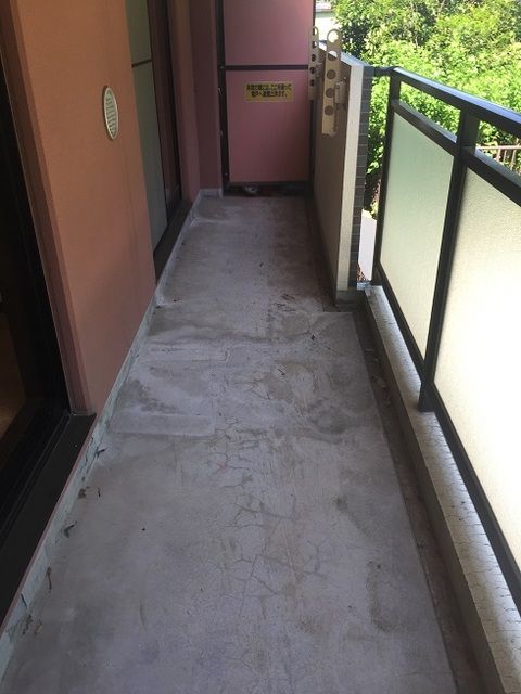 �y�o���R�j�[�z�@