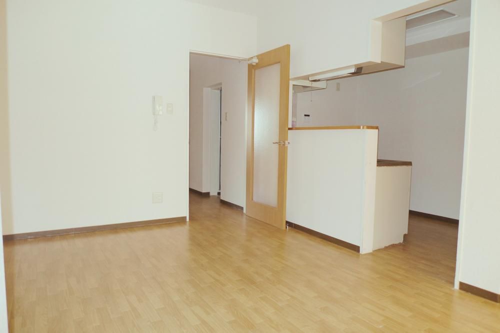 �y���ԁE���r���O�z�@