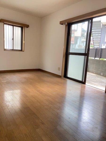 �y���ԁE���r���O�z�@