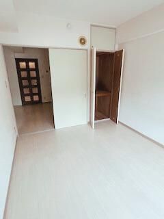 �y�Q���z�@