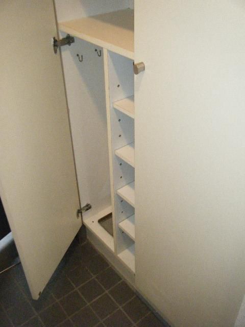 �y���̑��ݔ��z�@