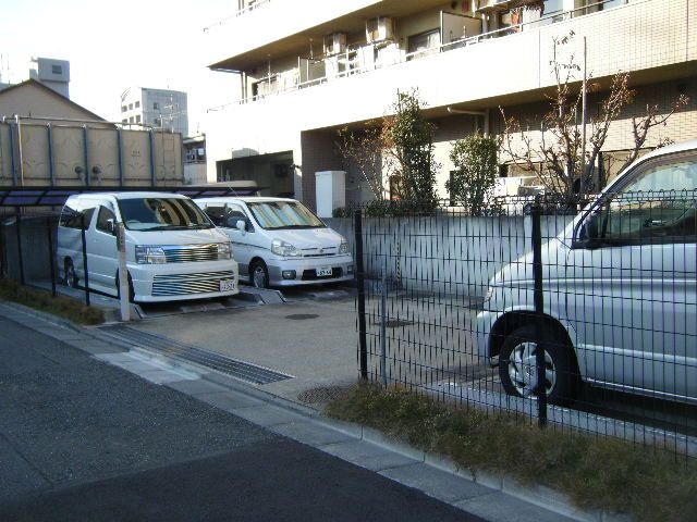 yԏz@
