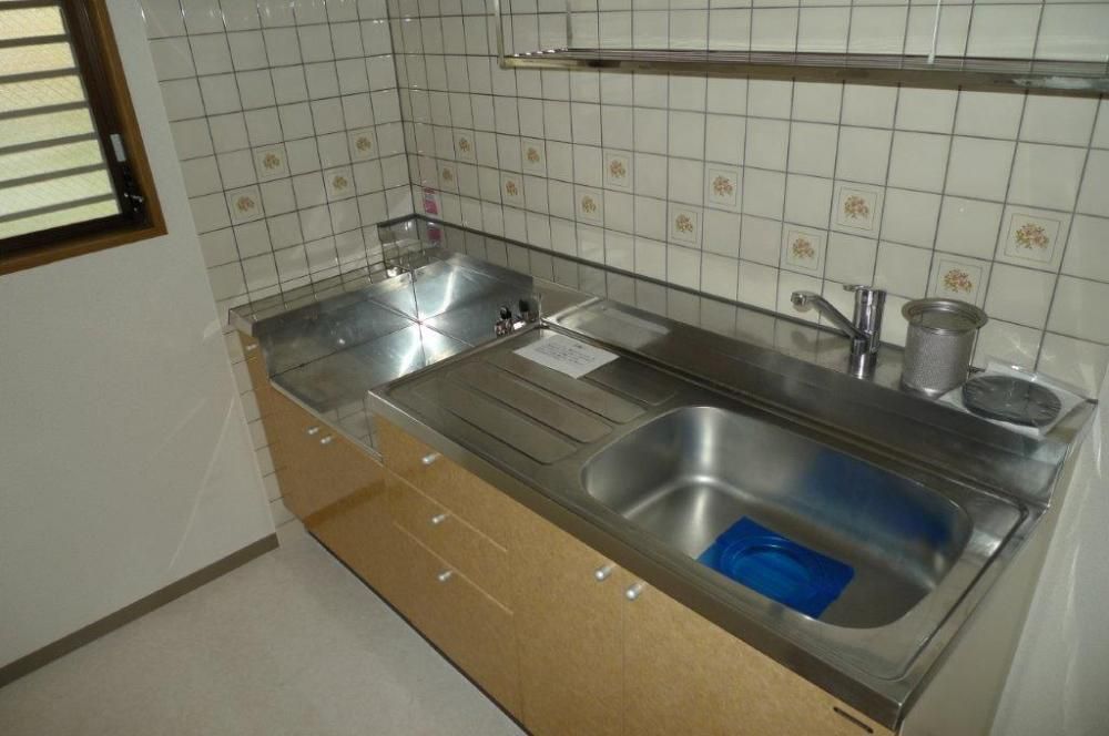 �y�L�b�`���z�@