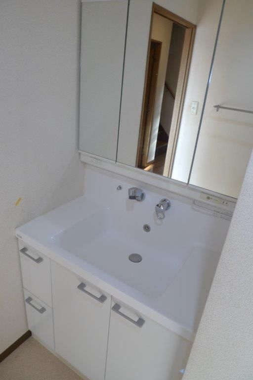 �y���ʏ��z�@