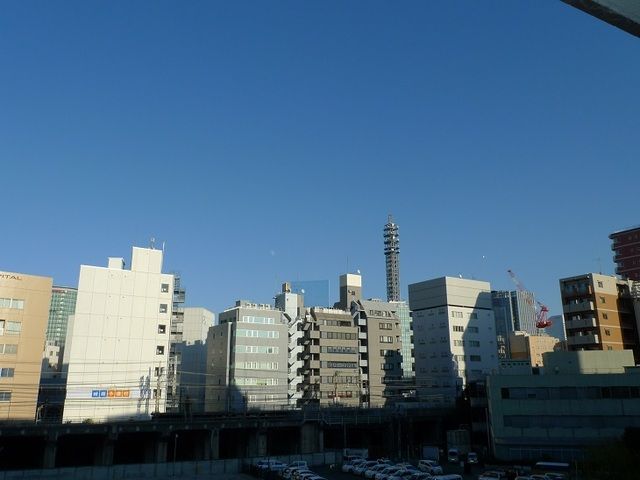 y]z@