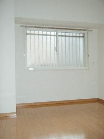 �y�Q���z�@