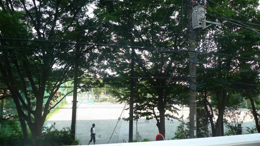 �y���]�z�@