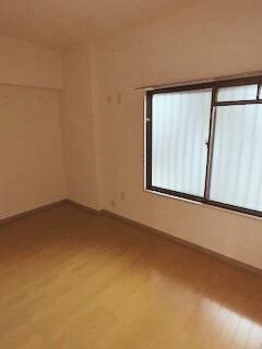 �y�Q���z�@