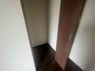 y[z@