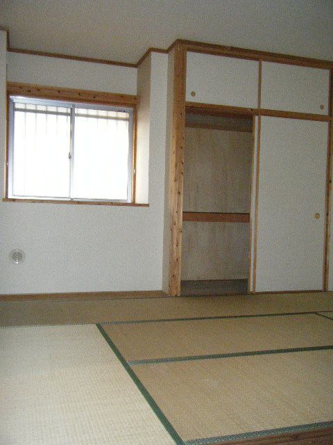 �y�Q���z�@