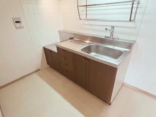 �y�L�b�`���z�@