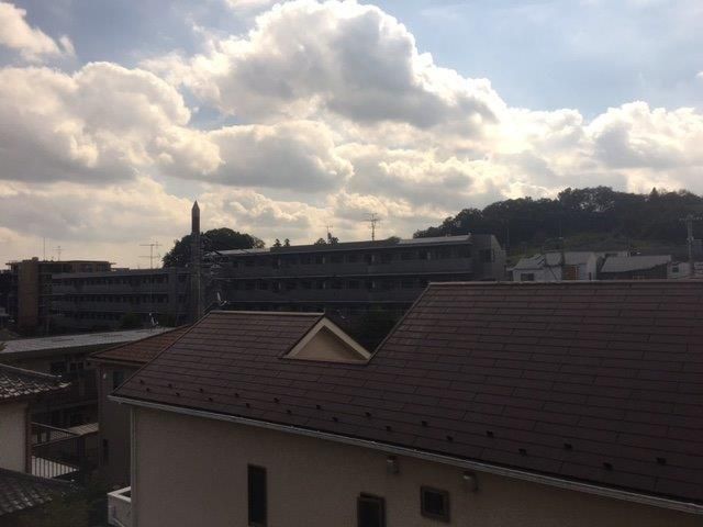 �y���]�z�@