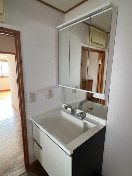 �y���ʏ��z�@