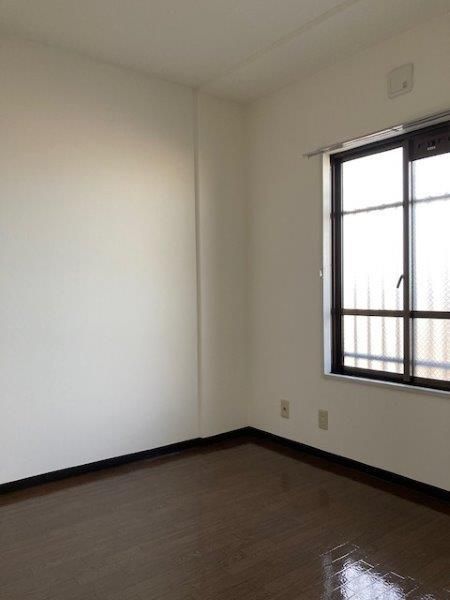 �y�Q���z�@