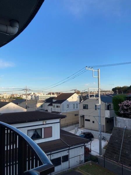 �y���]�z�@