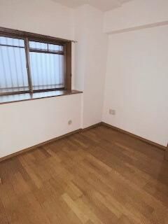 �y�Q���z�@