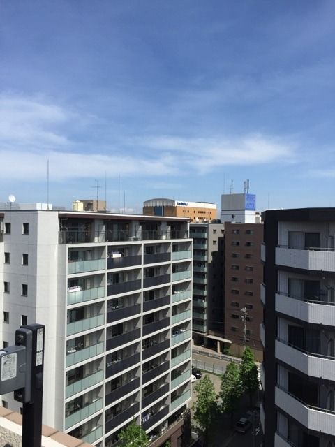 �y���]�z�@