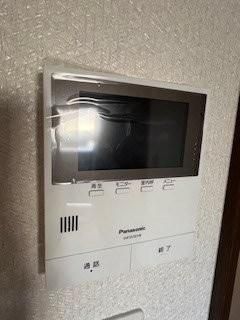 �y�Z�L�����e�B�z�@