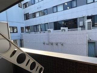 �y���]�z�@