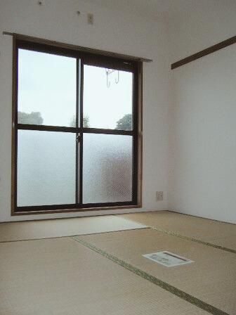 �y�����E���r���O�z�@