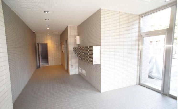 �y�G���g�����X�z�@