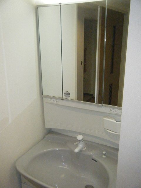 �y���ʏ��z�@