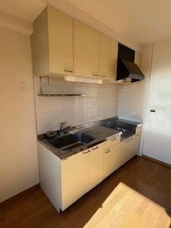 �y�L�b�`���z�@