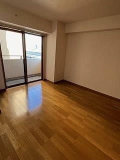 �y�����E���r���O�z�@