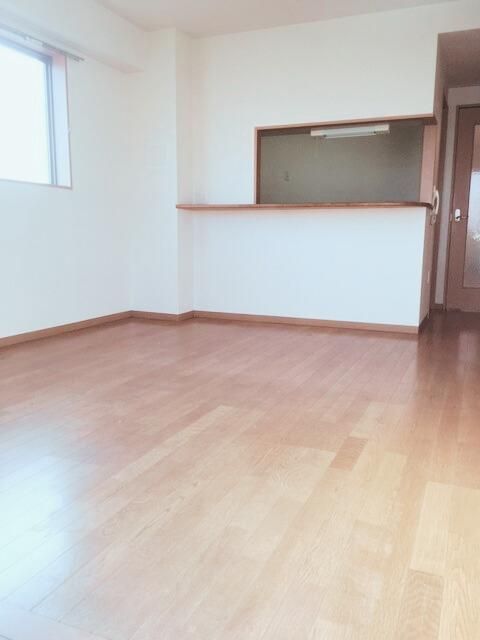 �y���ԁE���r���O�z�@