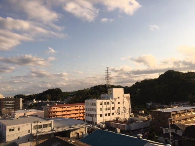 �y���]�z�@