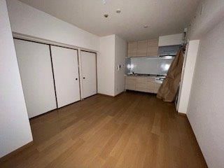 �y���ԁE���r���O�z�@