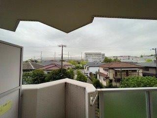 �y���]�z�@