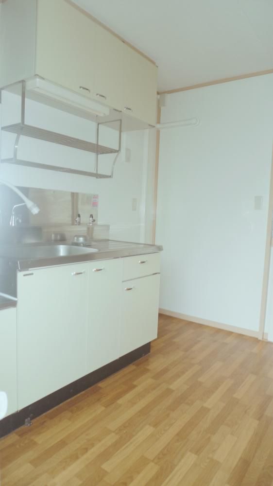 �y�L�b�`���z�@