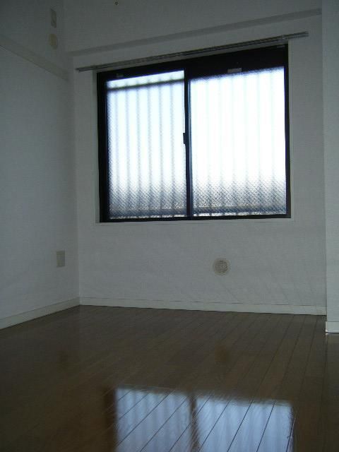 �y�Q���z�@